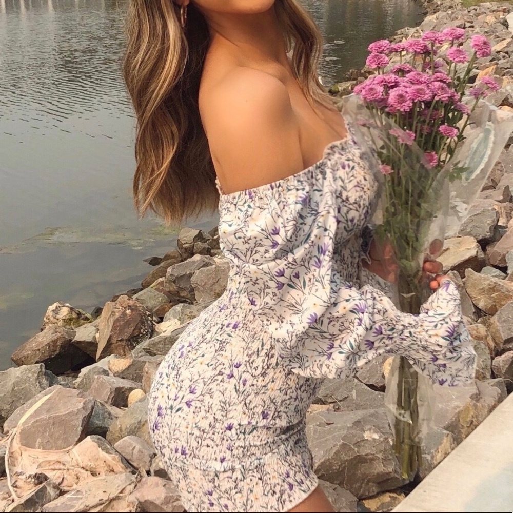 Beginning Boutique ruched floral mini dress